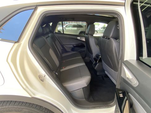 Used 2023 Volkswagen ID.4 Pro S RWD image 35
