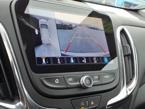 Used 2022 Chevrolet Equinox LT image 13