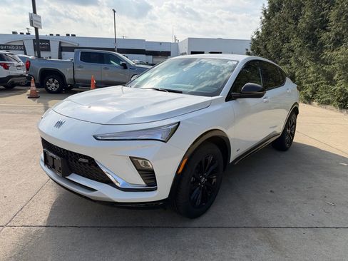 New 2026 Buick Envista Sport Touring image 7