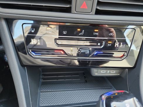 New 2026 Volkswagen Jetta SE image 15