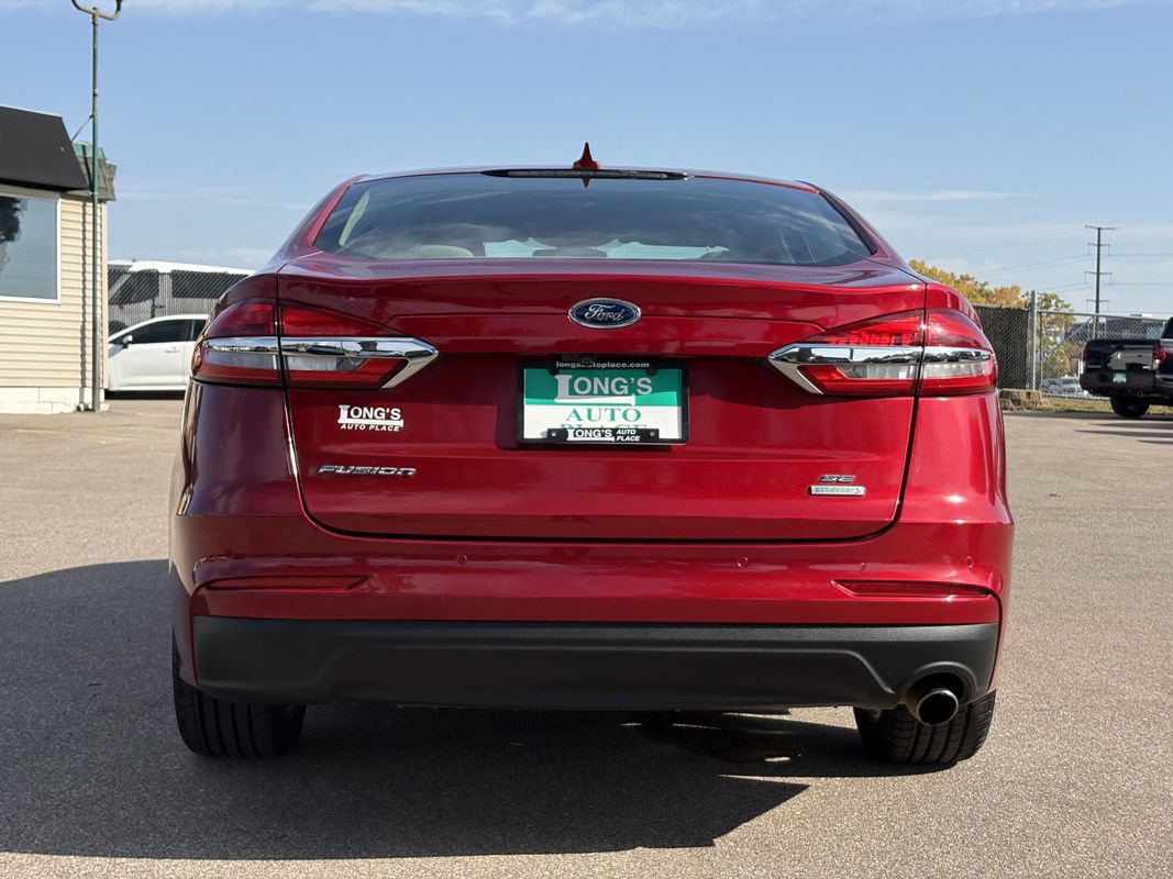 Used 2020 Ford Fusion SE FWD image 7