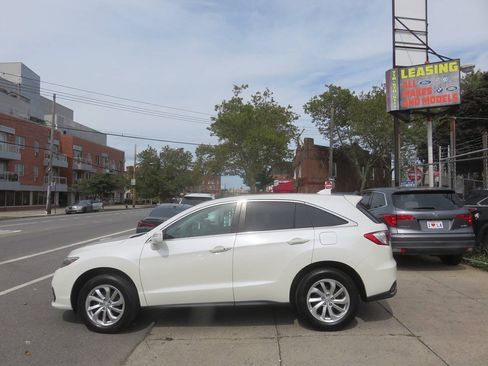 Used 2017 Acura RDX w/ Technology Package AWD/4WD image 7