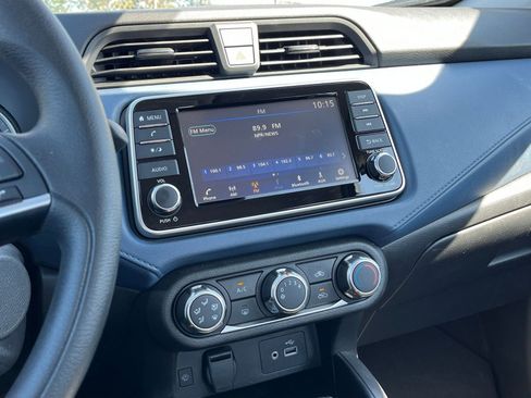 Used 2025 Nissan Versa SV w/ Trunk Package image 20