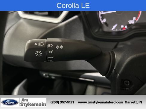 Used 2024 Toyota Corolla LE FWD image 17