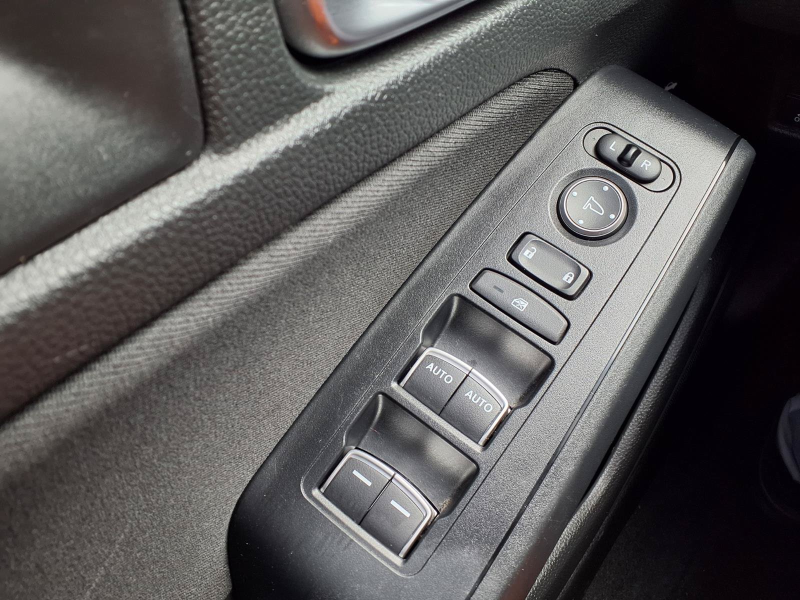 Used 2023 Honda Civic Sport image 8