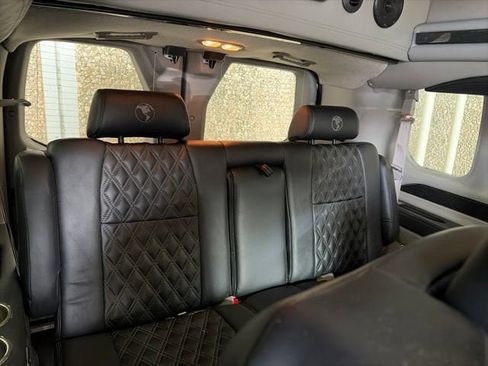 Used 2024 Ford Transit 150 Low Roof AWD image 15