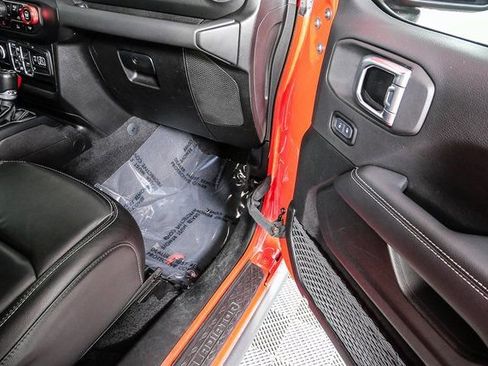 Used 2021 Jeep Gladiator Overland w/ Popular Equipment Package image 24