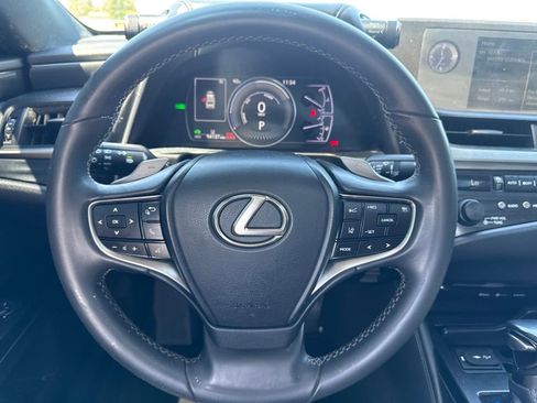 Used 2020 Lexus ES 300h w/ Accessory Package FWD image 14