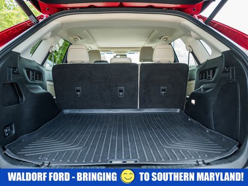 Used 2020 Ford Edge Titanium w/ Equipment Group 301A AWD/4WD image 10