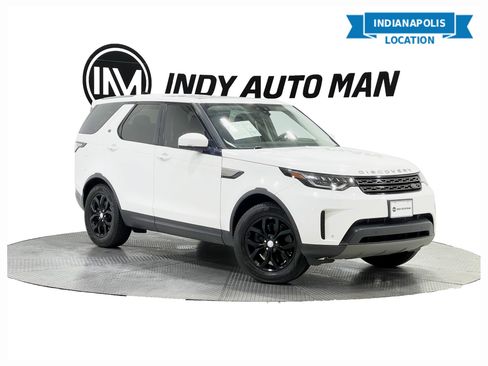 Used 2017 Land Rover Discovery SE image 1