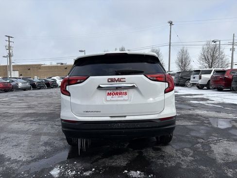 Used 2021 GMC Terrain SLE image 4