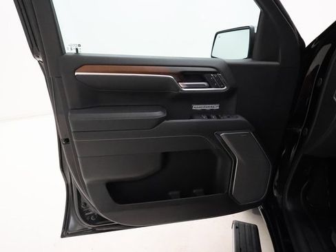 Used 2025 GMC Sierra 1500 Denali w/ Denali Reserve Package image 7