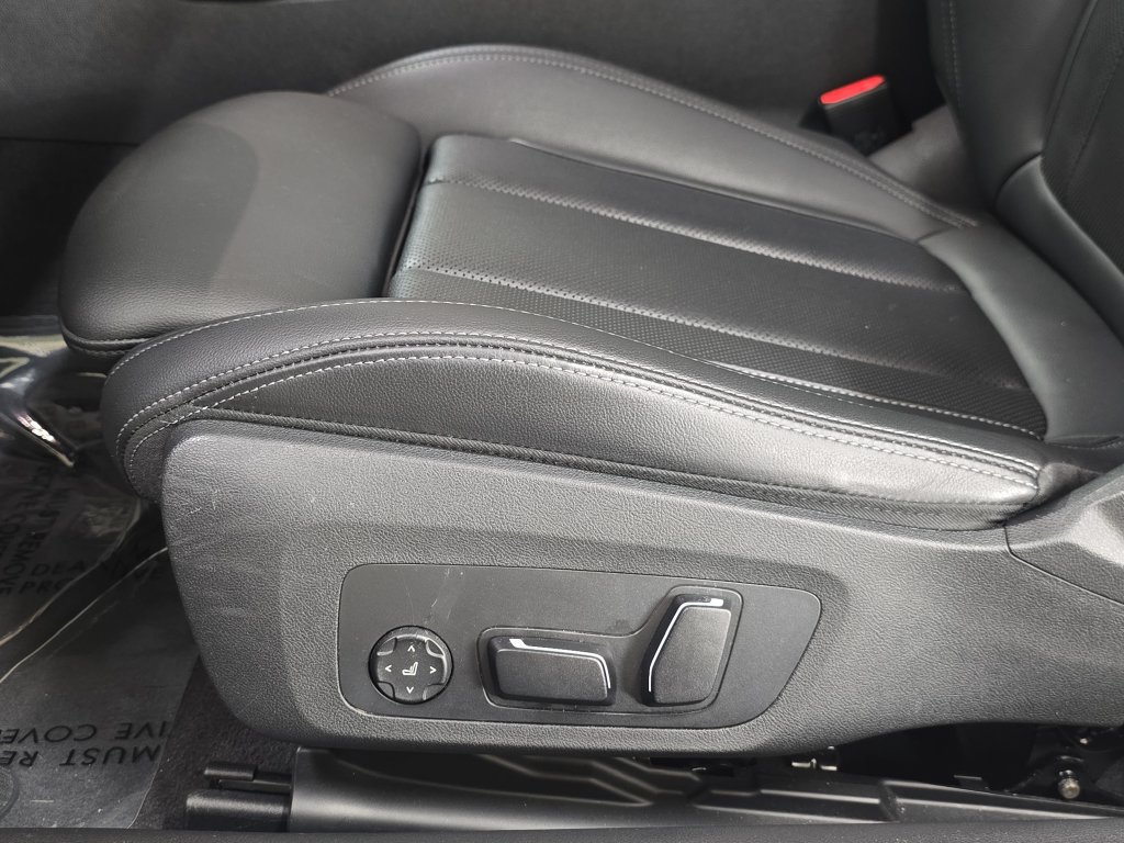 Certified 2026 BMW 430i Convertible RWD image 28