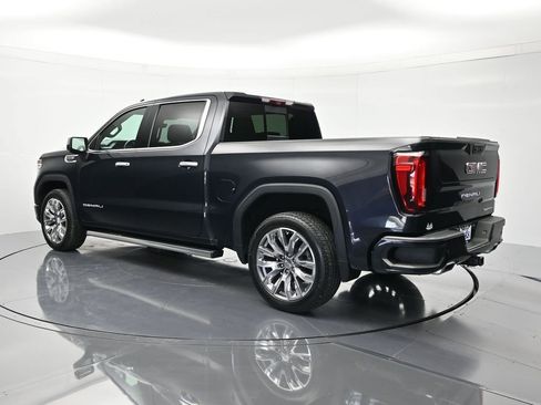 Used 2023 GMC Sierra 1500 Denali w/ Denali Reserve Package AWD/4WD image 7