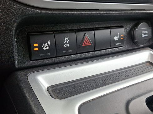 Used 2016 Jeep Compass High Altitude FWD image 18