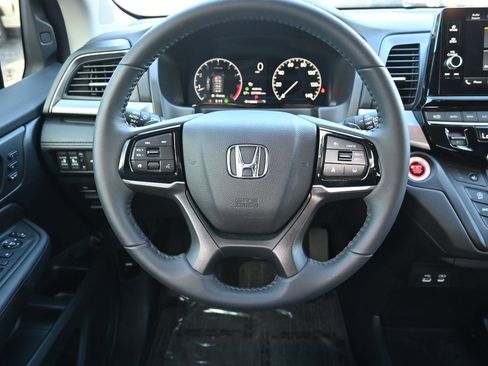Used 2026 Honda Odyssey EX-L image 10