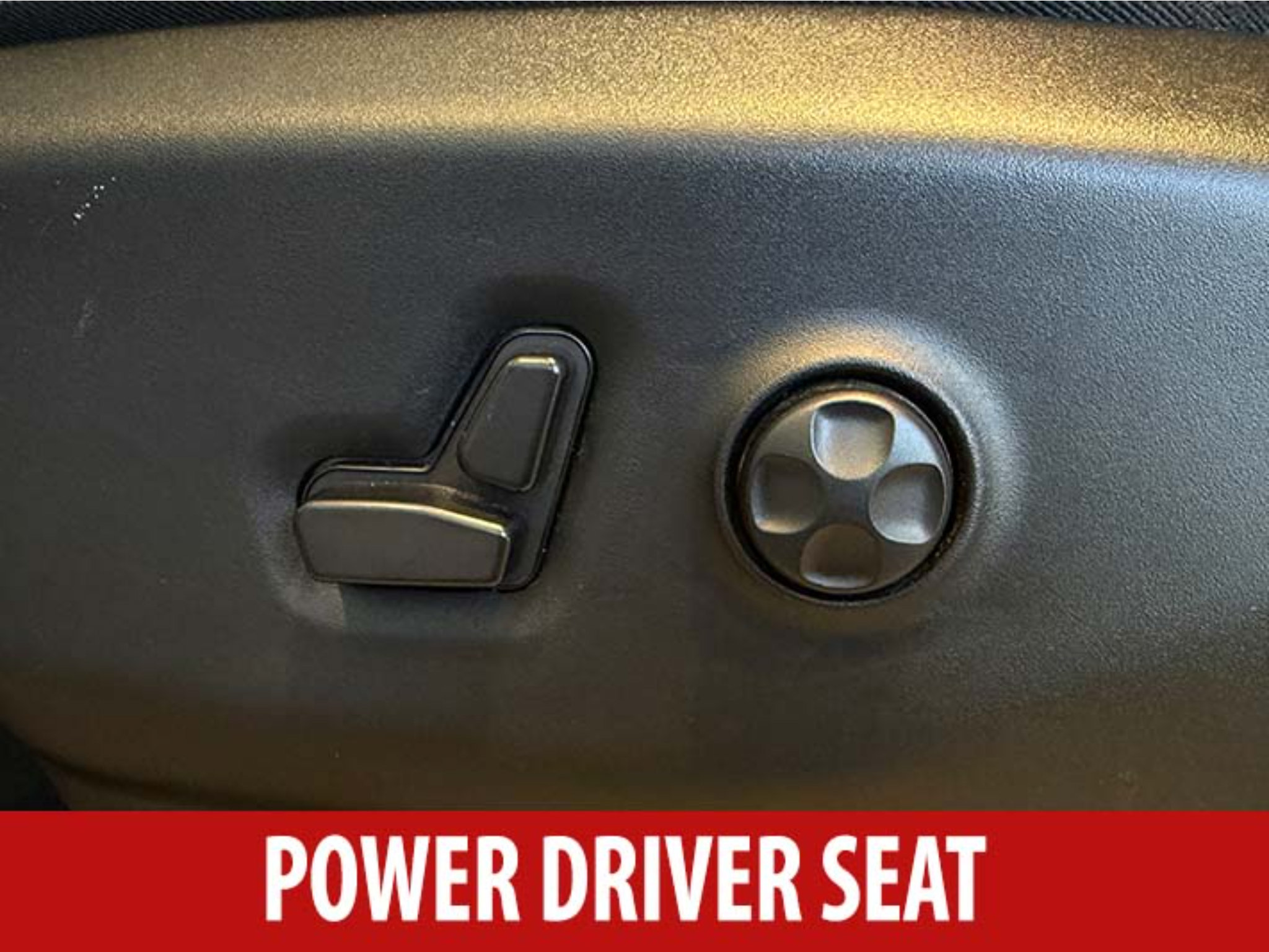 Used 2024 Chrysler Pacifica Touring-L FWD image 7