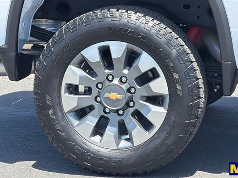 Certified 2024 Chevrolet Silverado 2500 Custom w/ Custom Value Package AWD/4WD image 35