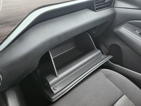 New 2025 Nissan Altima 2.5 SV image 18