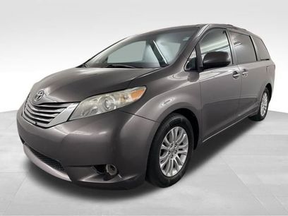 Used 2015 Toyota Sienna XLE w/ XLE Navigation Package