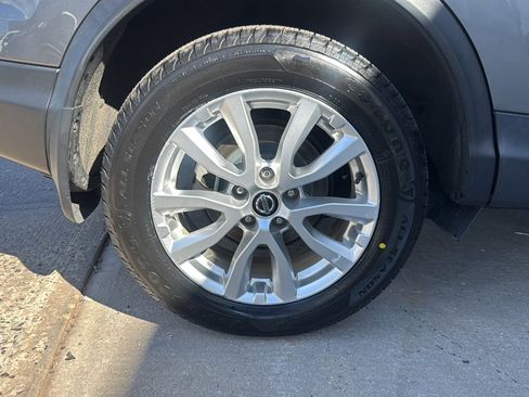 Used 2021 Nissan Rogue Sport S AWD/4WD image 37