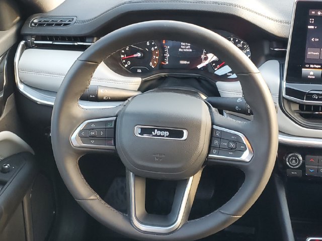 Used 2024 Jeep Compass Limited AWD/4WD image 13