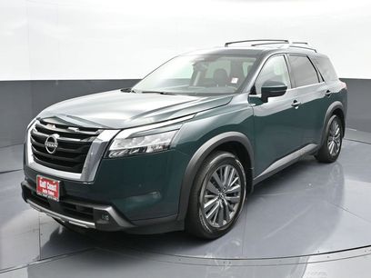 Used 2022 Nissan Pathfinder SL w/ SL Premium Package