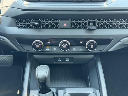 Certified 2025 Honda Accord LX image 15