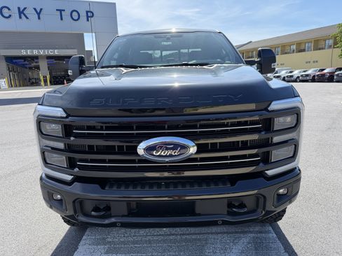 New 2026 Ford F350 Platinum w/ Tremor Off-Road Package AWD/4WD image 2