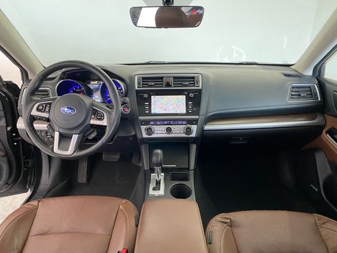 Used 2017 Subaru Outback 3.6R Touring image 16