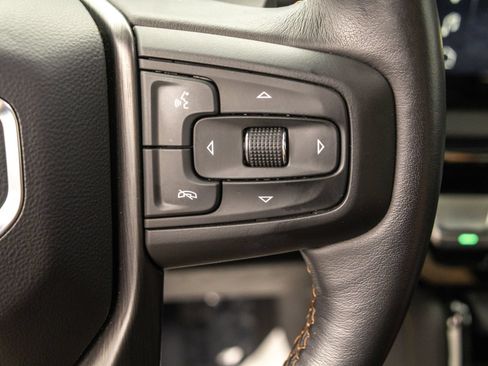 Used 2023 GMC Sierra 1500 AT4 w/ AT4 Premium Package AWD/4WD image 22