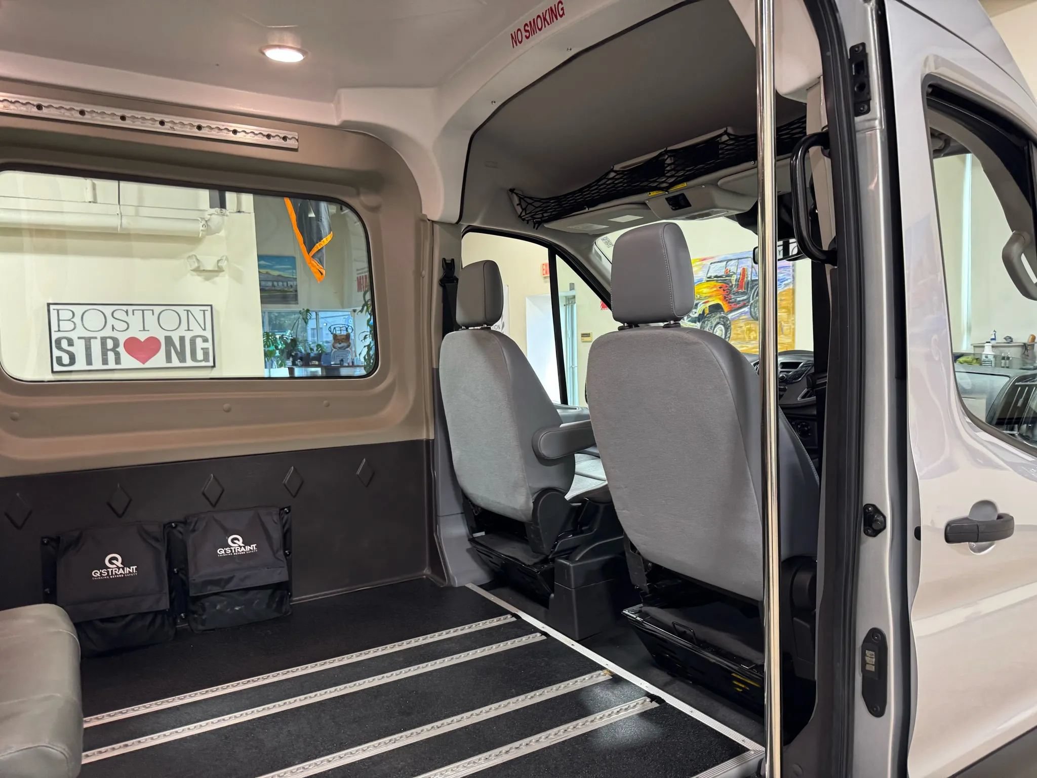 Used 2019 Ford Transit 250 148 Medium Roof RWD image 26