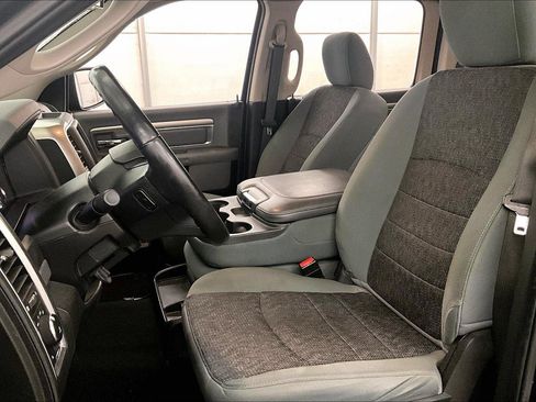 Used 2019 RAM 1500 Big Horn image 24