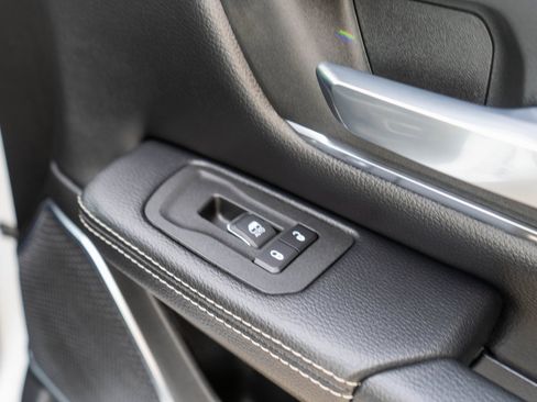 Used 2025 RAM 1500 Laramie w/ Sport Appearance Package image 11