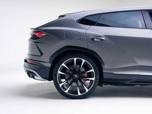 Used 2021 Lamborghini Urus image 20