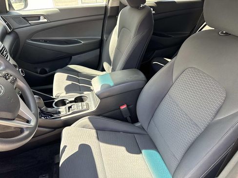 Used 2020 Hyundai Tucson Value FWD image 17