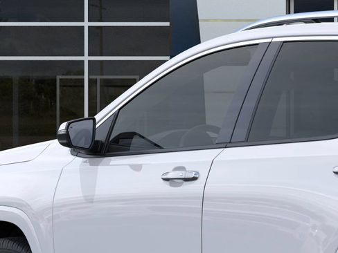New 2024 GMC Terrain Denali AWD/4WD image 12