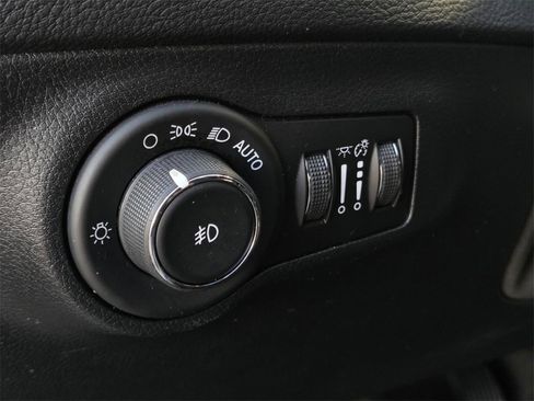 Used 2018 Jeep Compass Limited w/ Safe & Security Group image 20