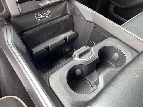 Used 2024 RAM 1500 Laramie image 37