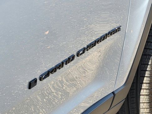 New 2024 Jeep Grand Cherokee Limited w/ Luxury Tech Group II image 26