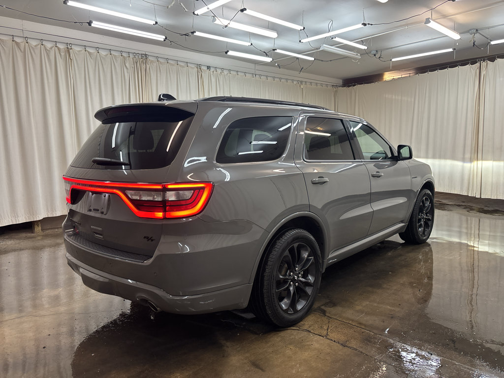 Used 2025 Dodge Durango R/T w/ Blacktop Package AWD/4WD image 7