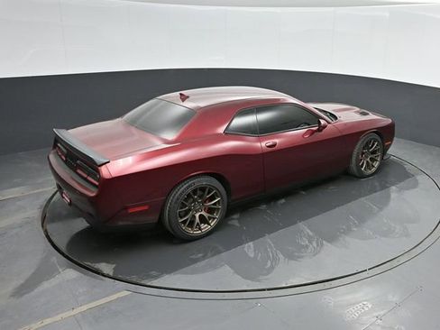 Used 2017 Dodge Challenger SRT Hellcat image 36