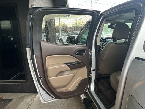 Used 2018 GMC Canyon SLT w/ Driver Alert Package image 10