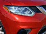 Used 2016 Nissan Rogue SV image 6