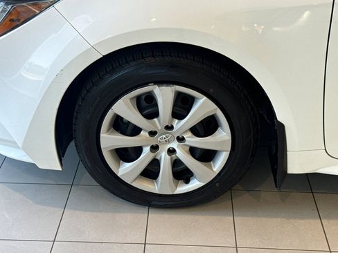 Used 2024 Toyota Corolla LE FWD image 15