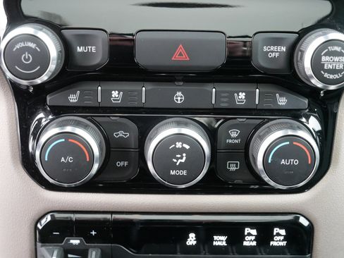 Used 2021 RAM 1500 Laramie image 23