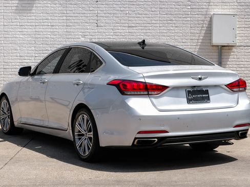 Used 2018 Genesis G80 3.8 w/ Option Group 03 RWD image 10