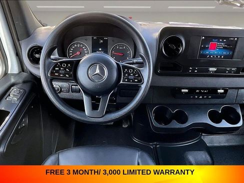 Used 2024 Mercedes-Benz Sprinter 2500 w/ Acoustic Package image 9