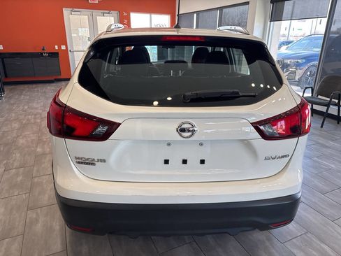 Used 2017 Nissan Rogue Sport SV w/ SV All-Weather Package AWD/4WD image 13