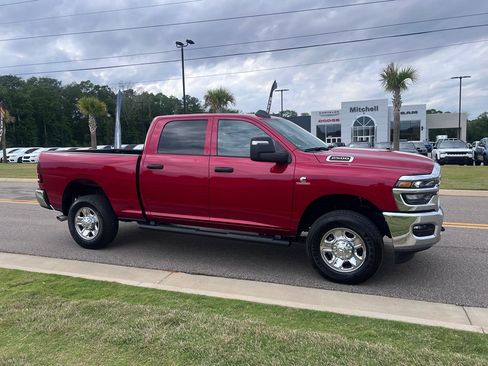 Used 2025 RAM 2500 Tradesman AWD/4WD image 2